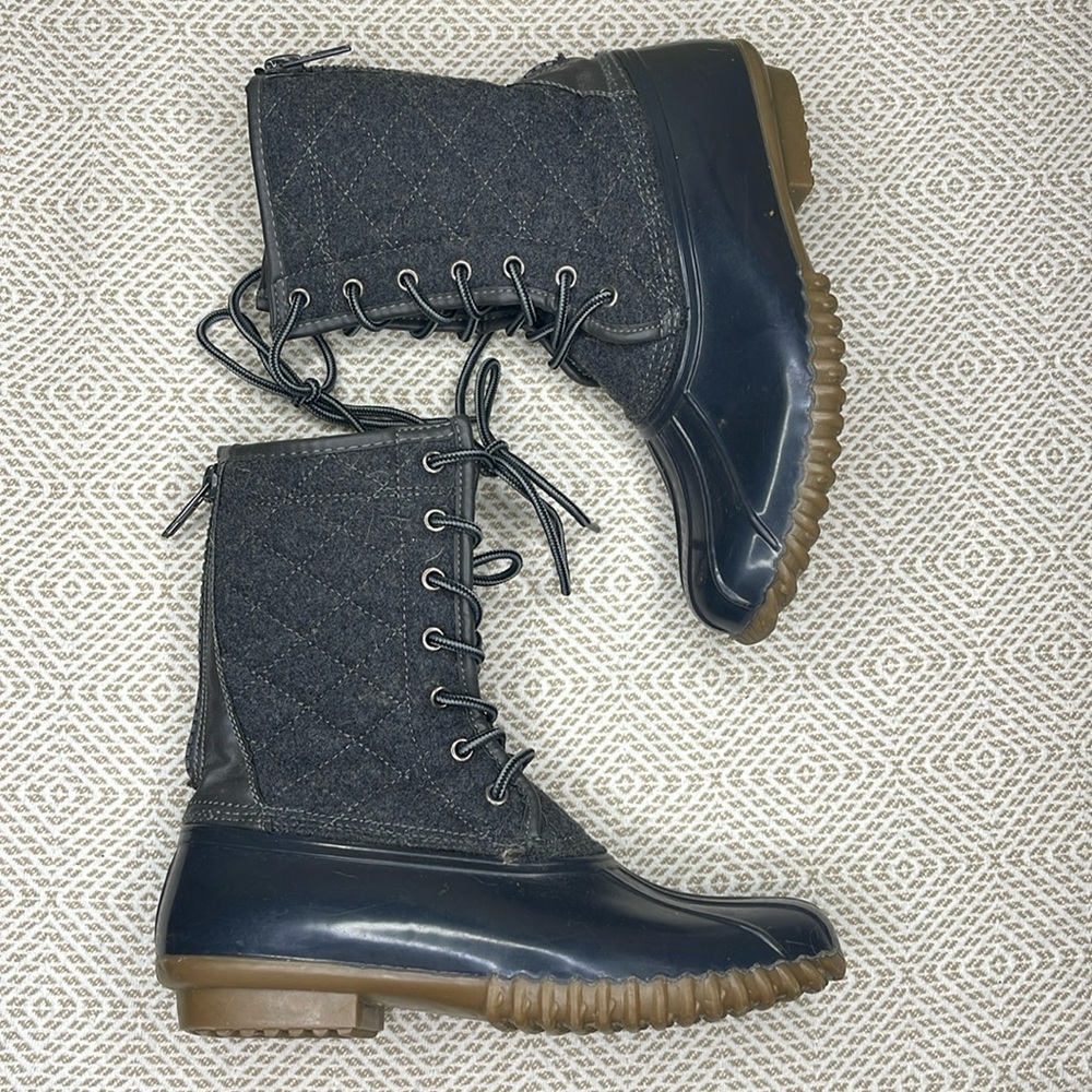 Madden Girl | Rain Boot with zippers - Grey quilted with rubber